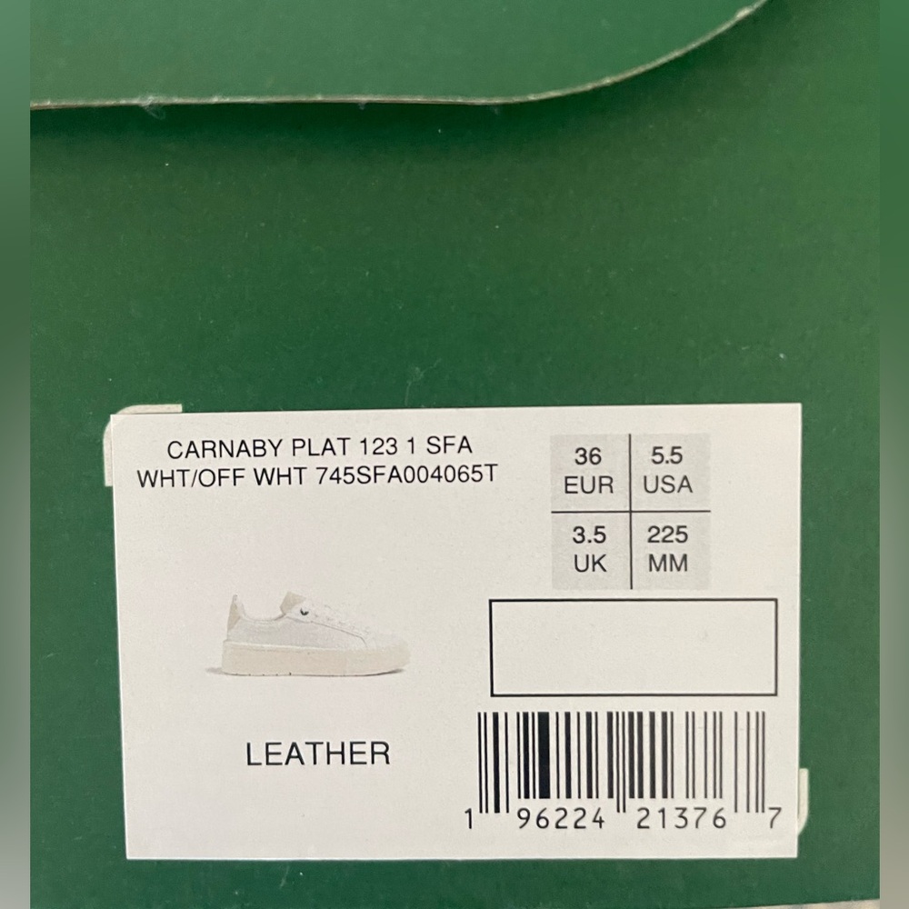 NWT Lacoste White Carnaby Platform Trainers - Picture 5 of 5